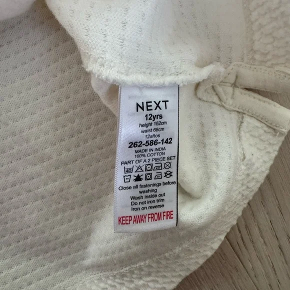 Next boy’s cream waffle shirt & shorts Age 11-12